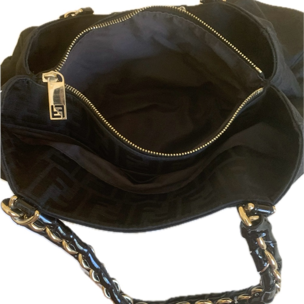 Fendi  Mia Zucca Shoulder Bag in excellent condition. - Picture 13 of 17